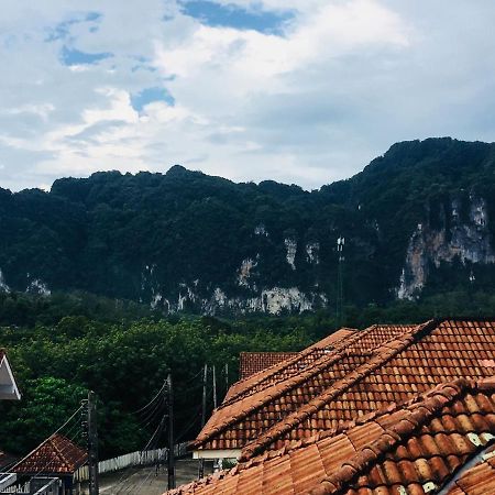甲米 绿叶旅馆酒店 外观 照片