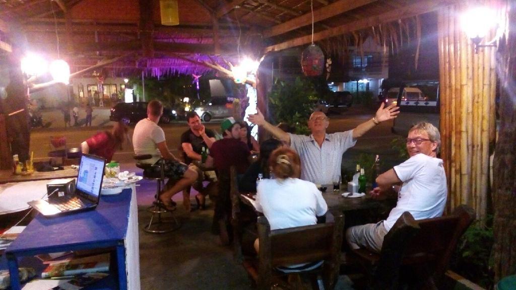 甲米 绿叶旅馆酒店 外观 照片