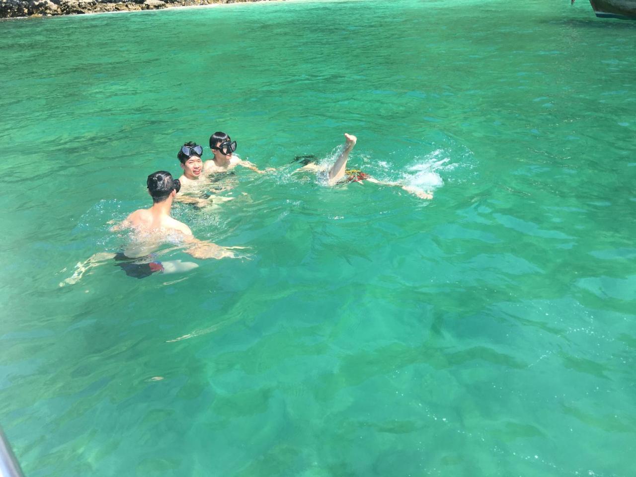 甲米 绿叶旅馆酒店 外观 照片